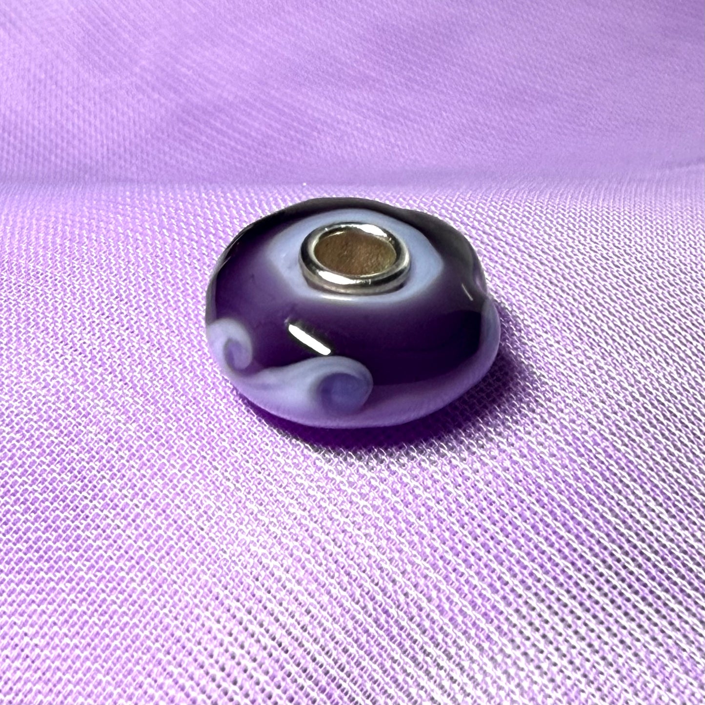 Purple two tone wavy Unique Trollbeads