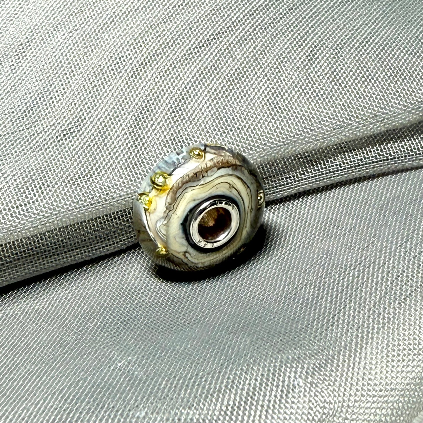 Grey cream glass Unique Trollbeads