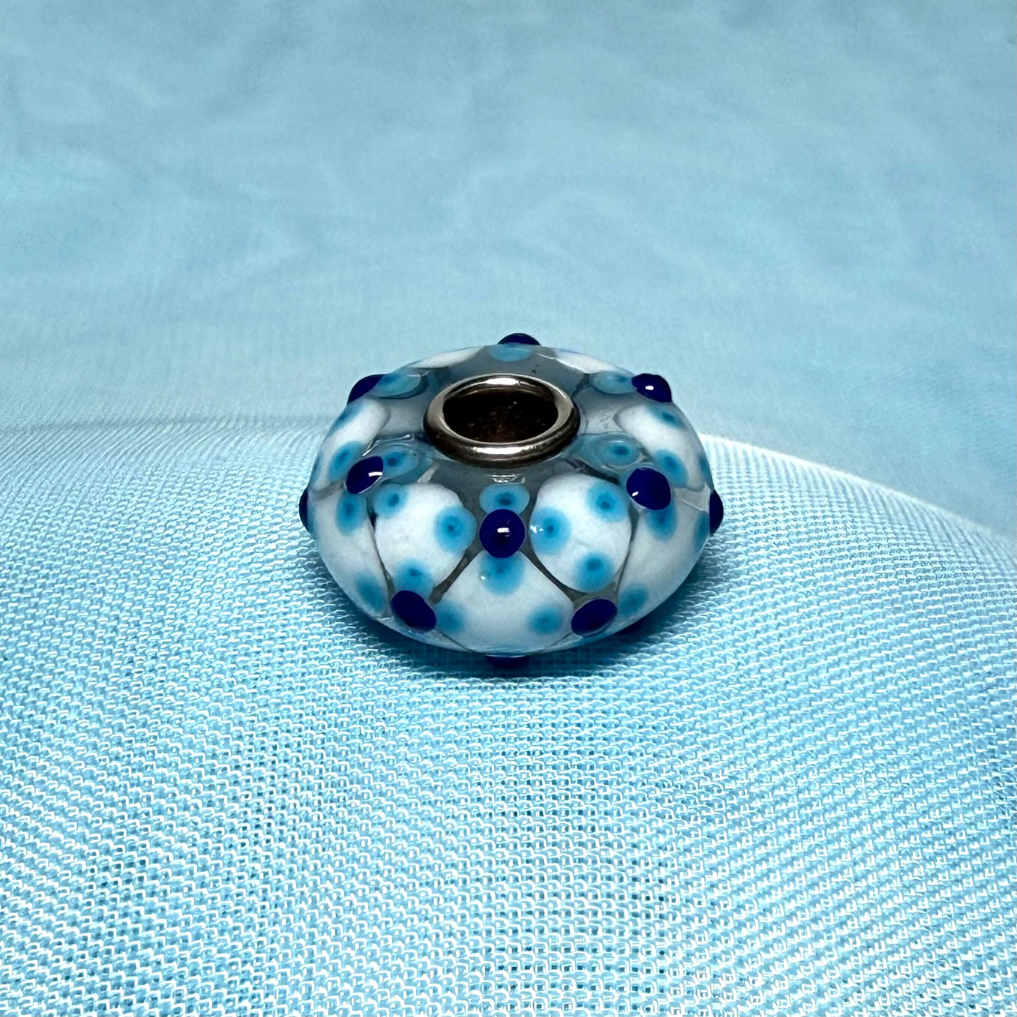 Blue and white Unique Trollbeads