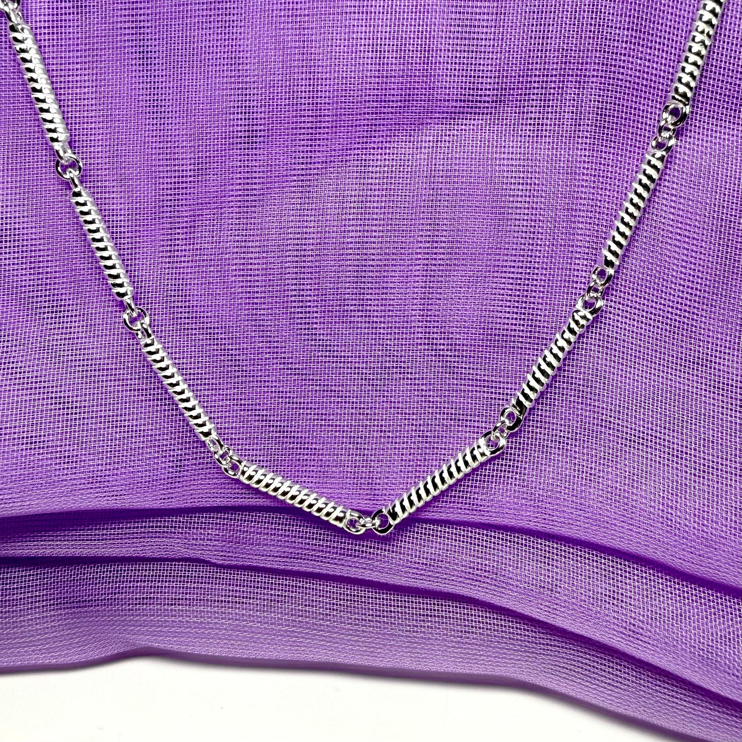 Ladies sterling silver long scrolled twisted patterned necklace solid links