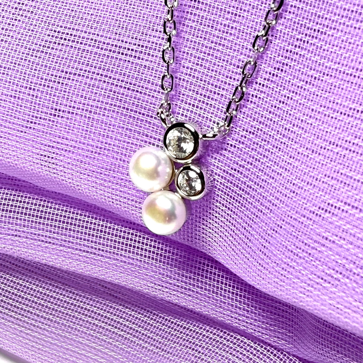 Necklace double real freshwater cultured pearl and cubic zirconia sterling silver pendant
