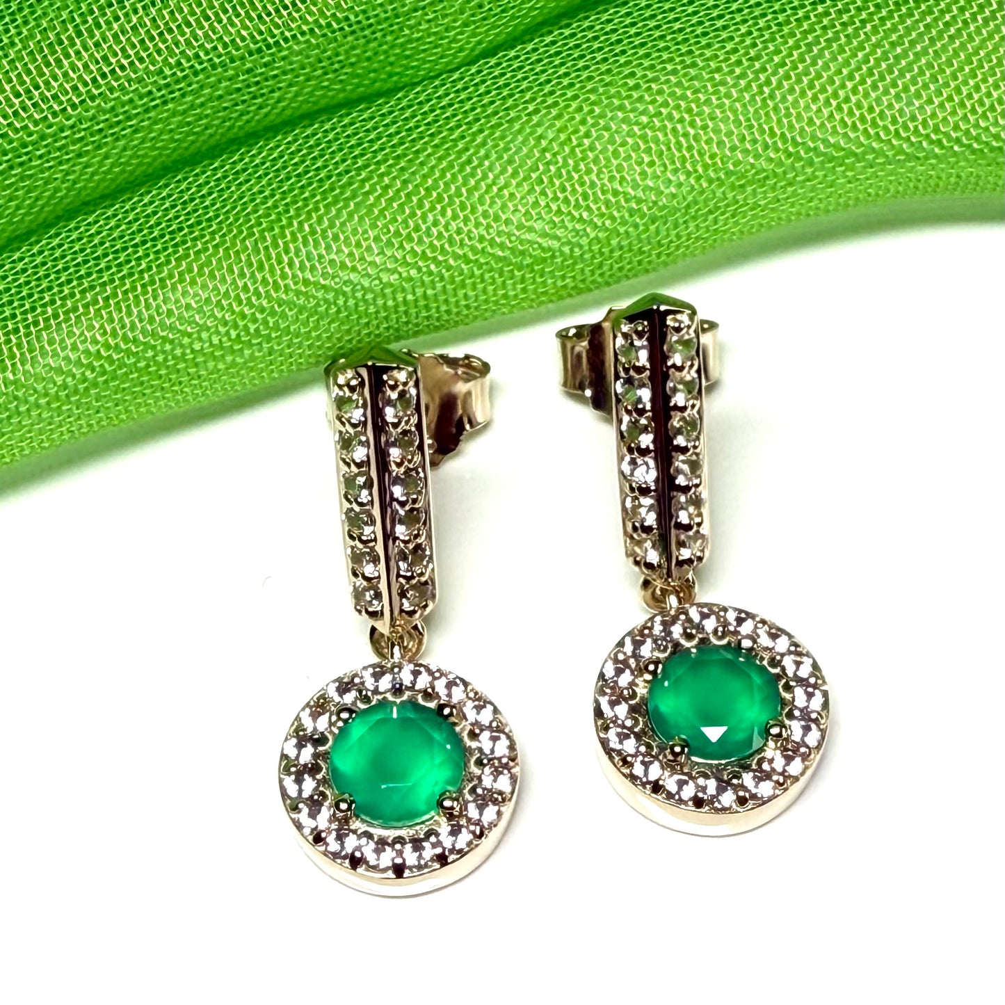 Round cluster round shaped dropped earrings with a real green agate stone sterling silver gilt