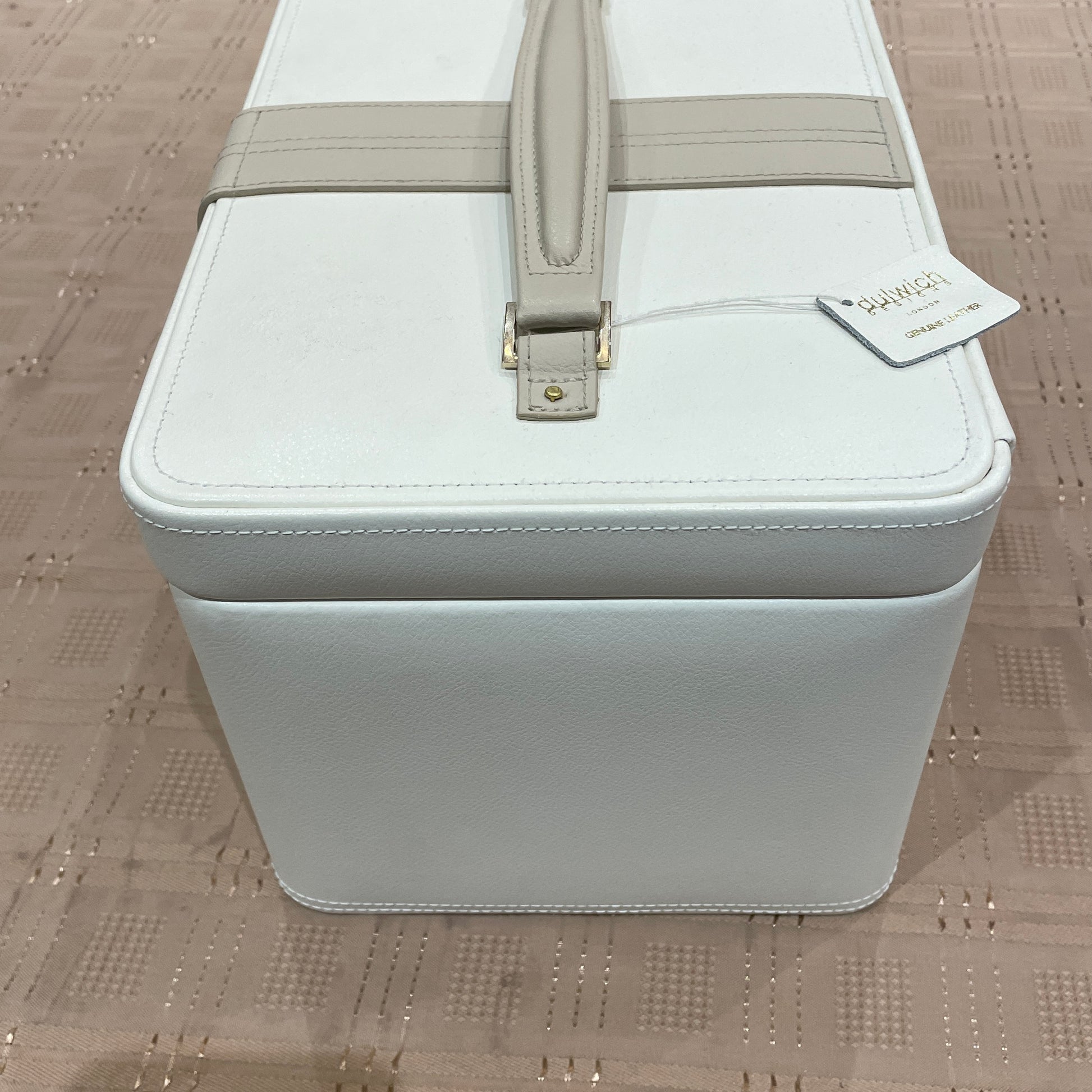 Jewellery box extra large real leather cream Dulwich Designs 71021