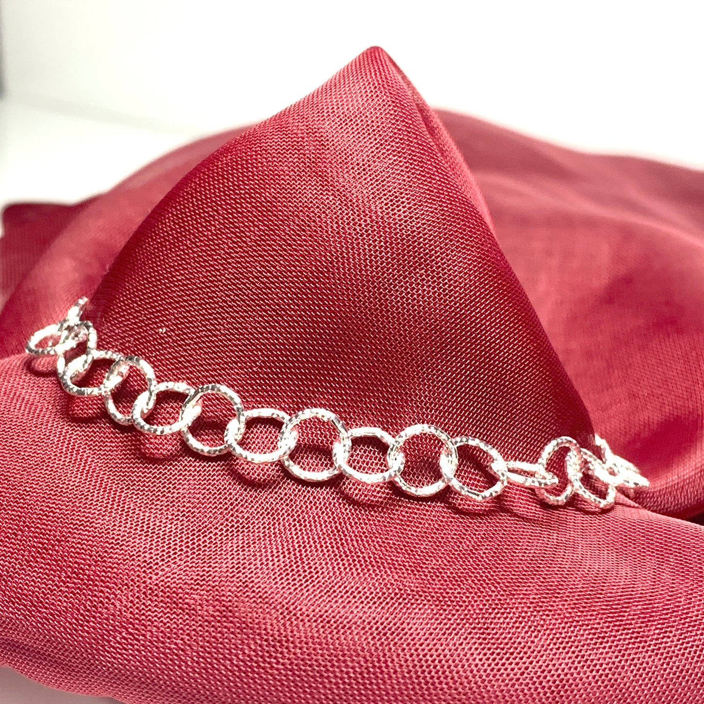 Ladies patterned round belcher link sterling silver bracelet