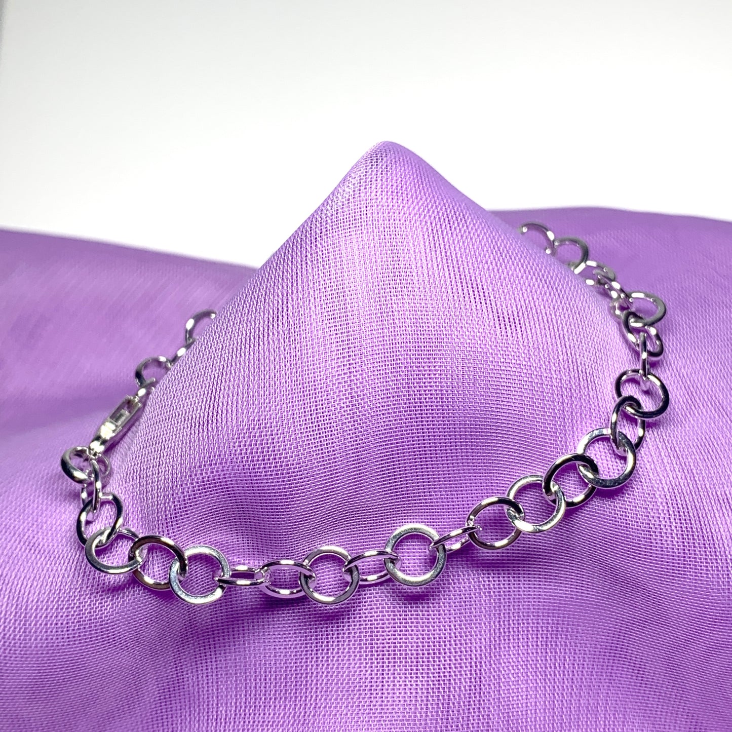 Ladies polished round link sterling silver bracelet