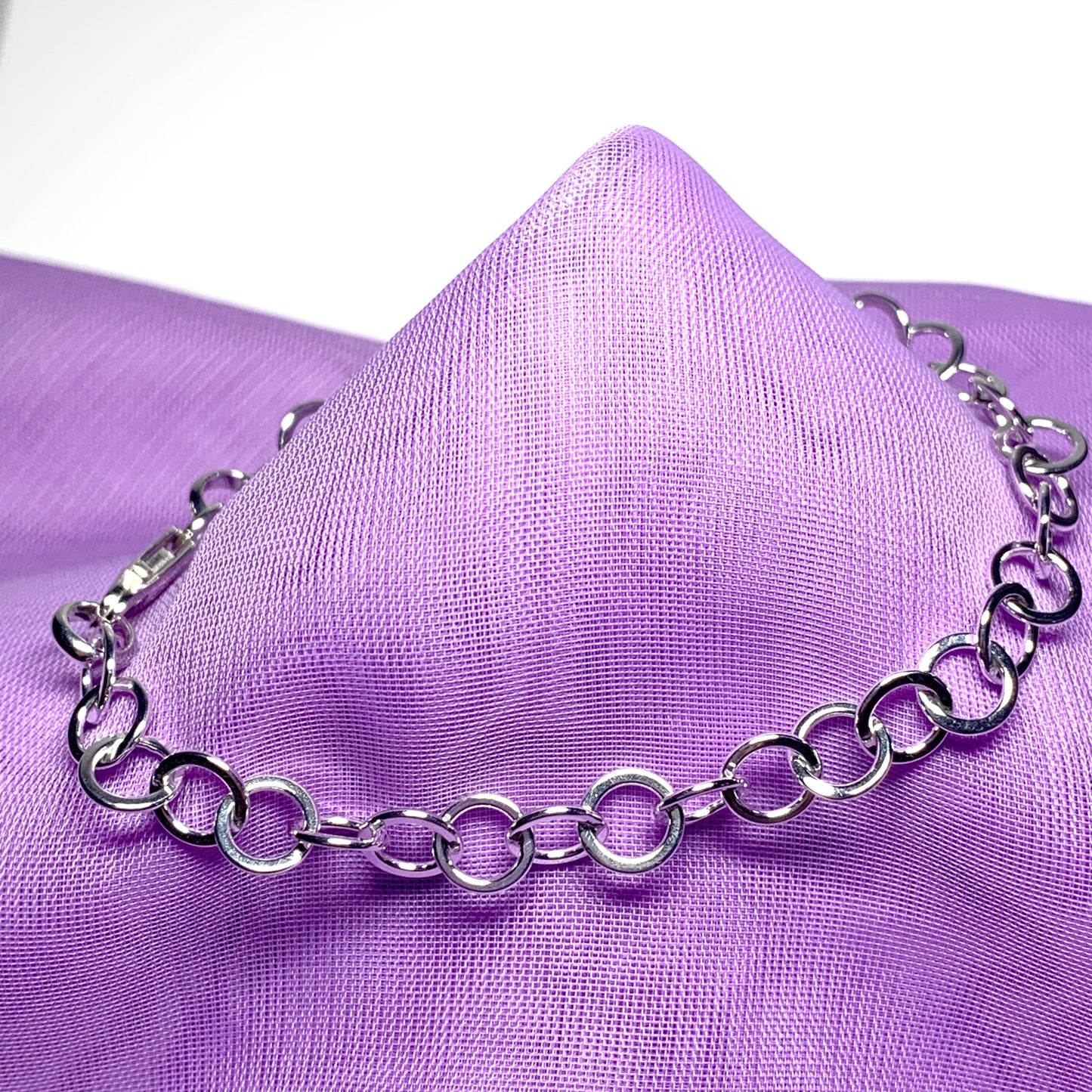 Ladies polished round link sterling silver bracelet