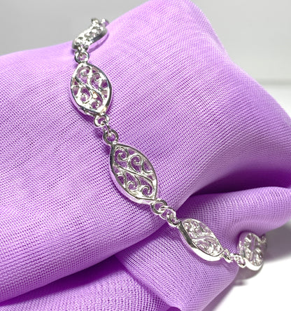 Ladies sterling silver bracelet fancy pierced filigree solid link