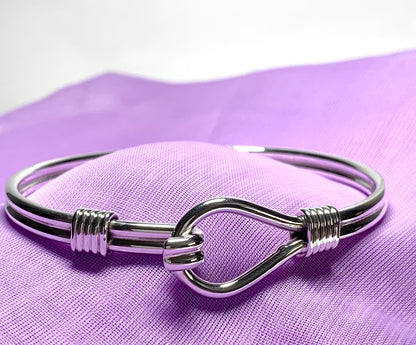 Ladies solid sterling silver hook and loop bangle