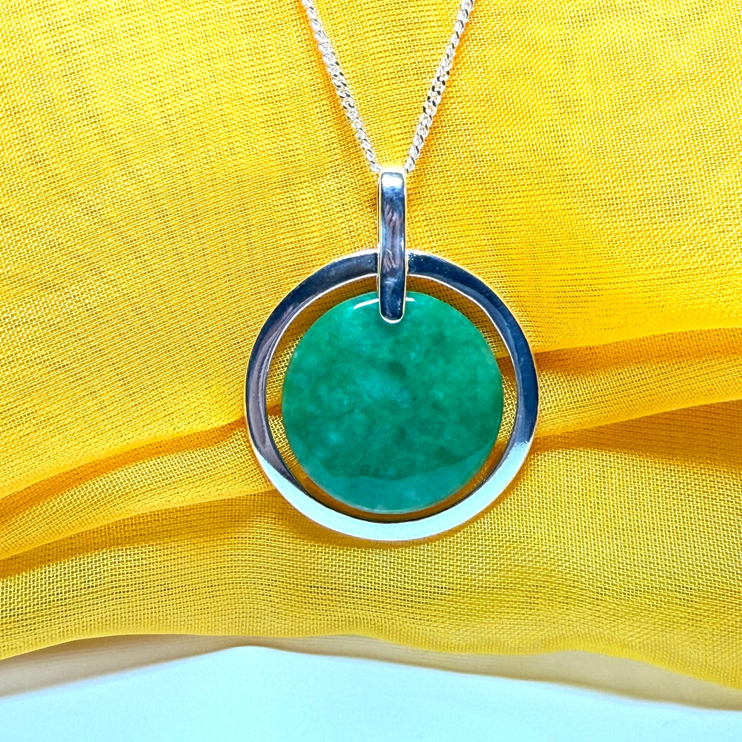 Large round halo necklace sterling silver circle shaped green real jade styled pendant, a timeless design to it with chain