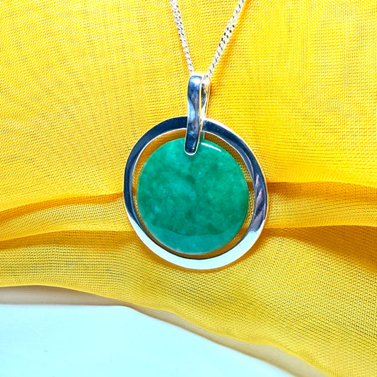 Large round halo necklace sterling silver circle shaped green real jade styled pendant, a timeless design to it with chain