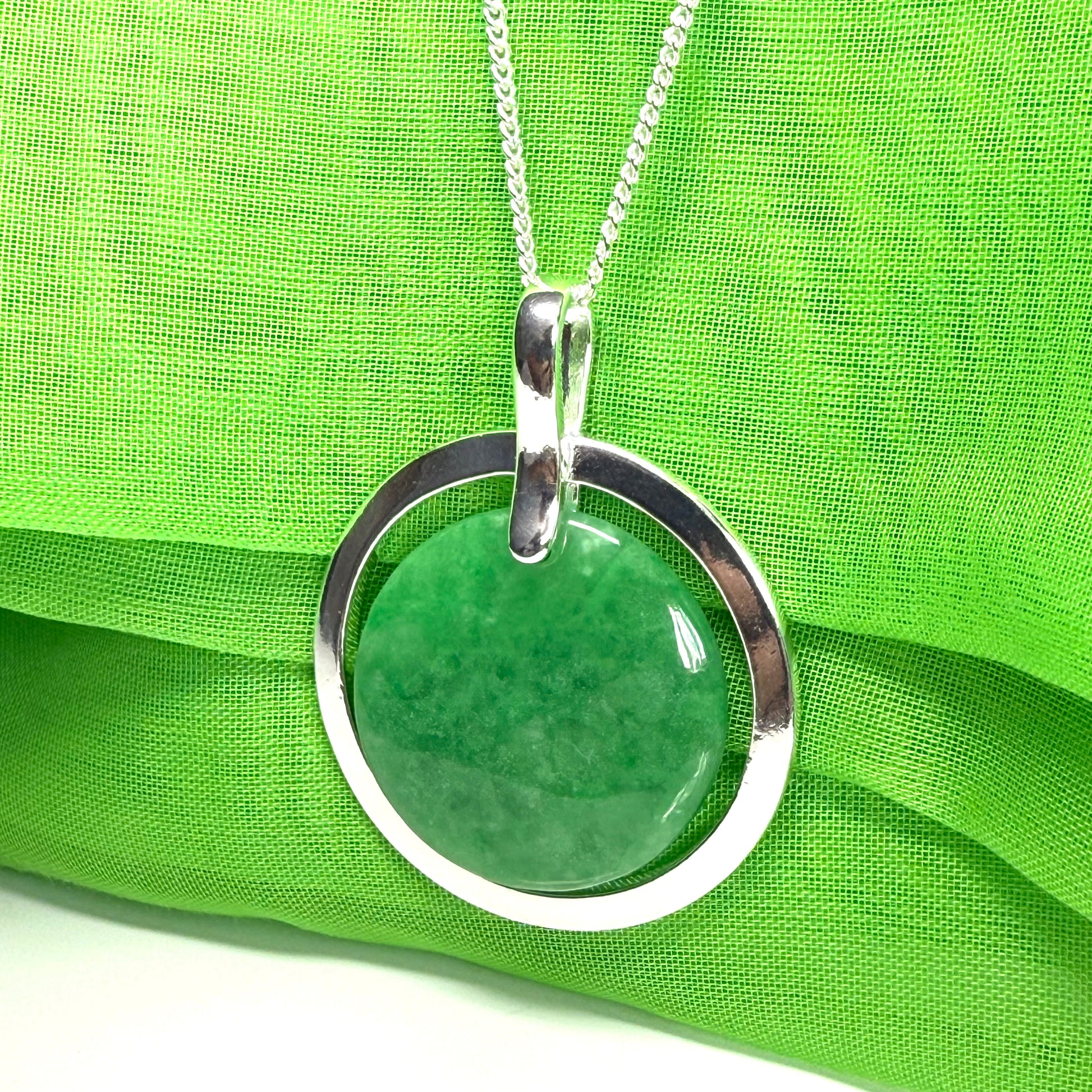 Large round shaped necklace sterling silver green real jade halo styled circle pendant, a really beautiful design