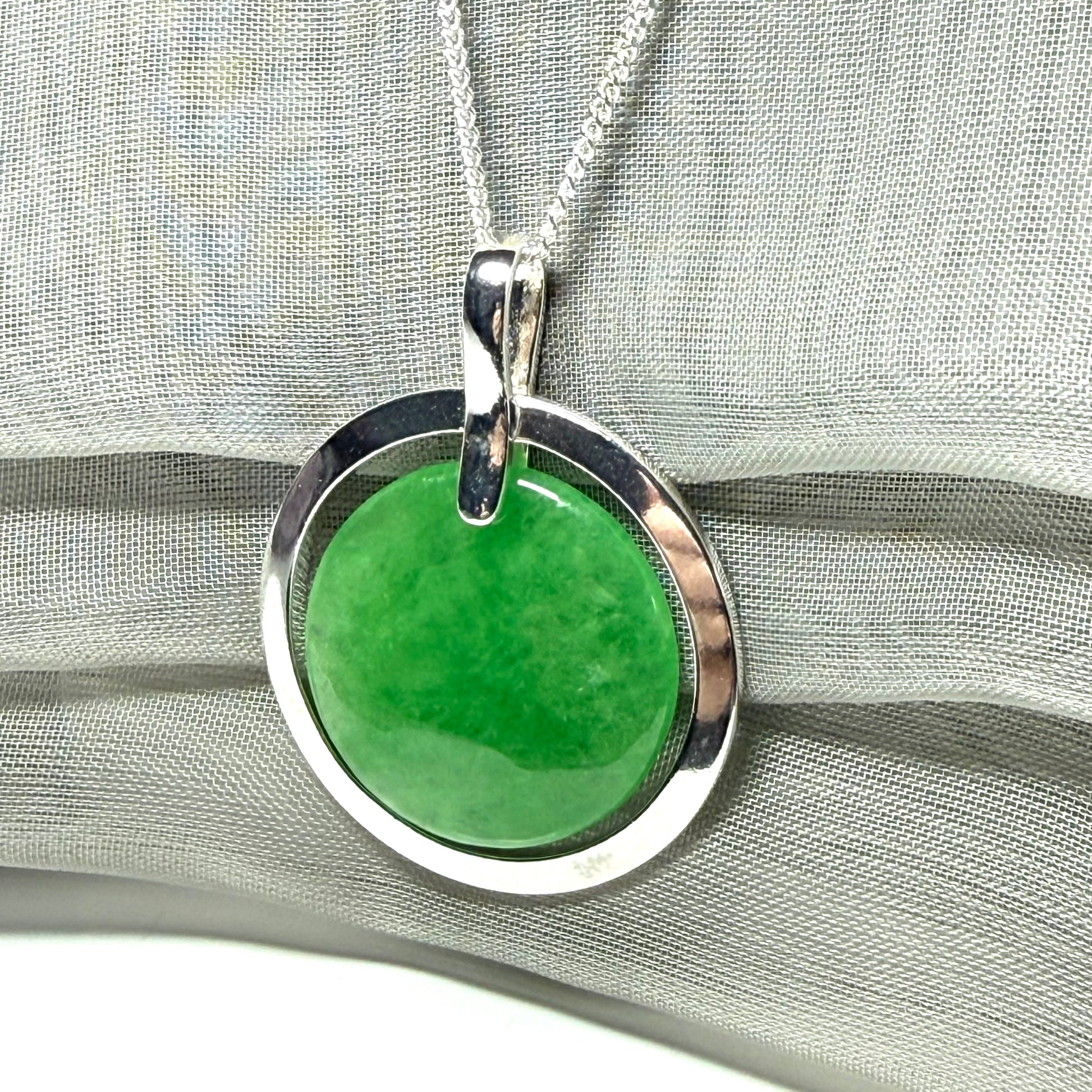 Large silver round shaped green real jade pendant halo designed necklace with chain