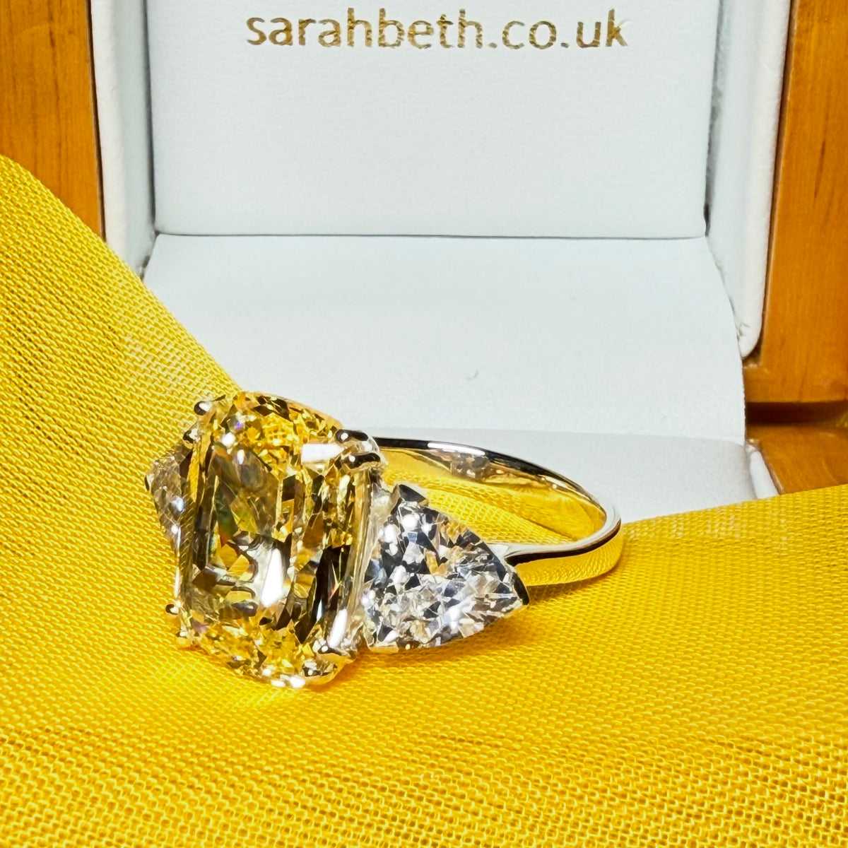 Large yellow lemon coloured cocktail ring
