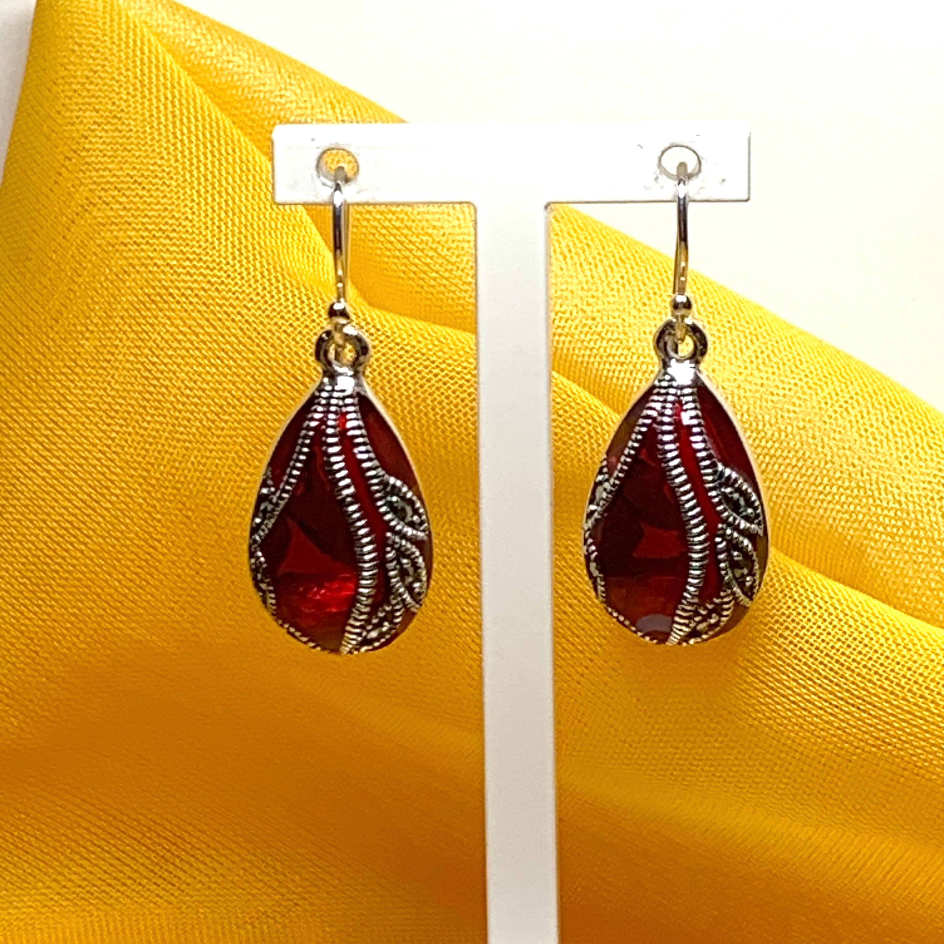 Last Jewelry Making Video Upload of 2023 - DIY Beaded Red Pearl Teardrop  Earrings Design | DIY | Beaded Earrings Jewelry Pattern | Easy & Fun  Beading Tutorial | Handmade Aesthetic Beaded