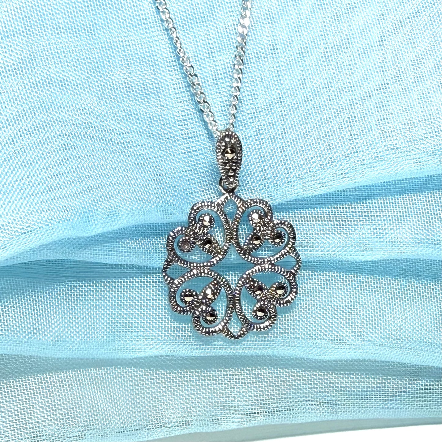 Marcasite necklace round shaped sterling silver
