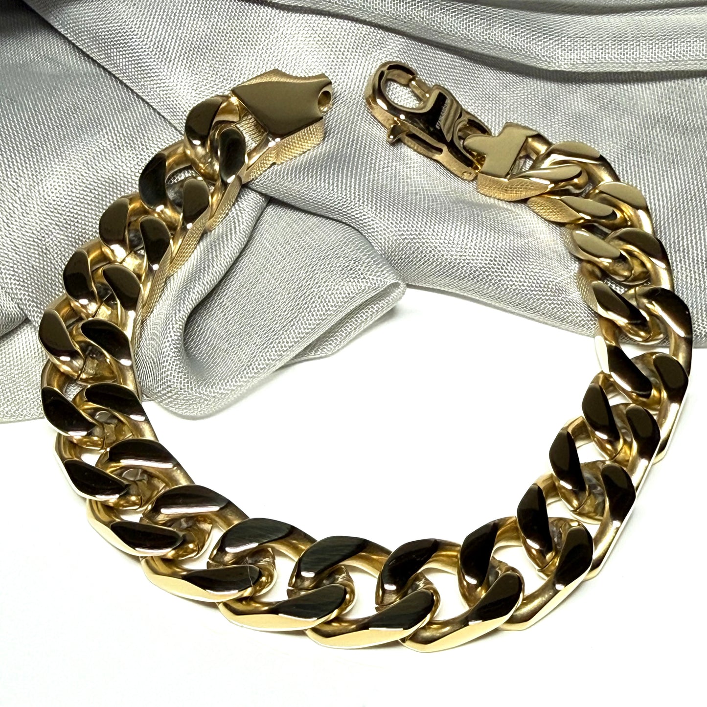 Men's heavy gold plated 8.5 inch curb bracelet