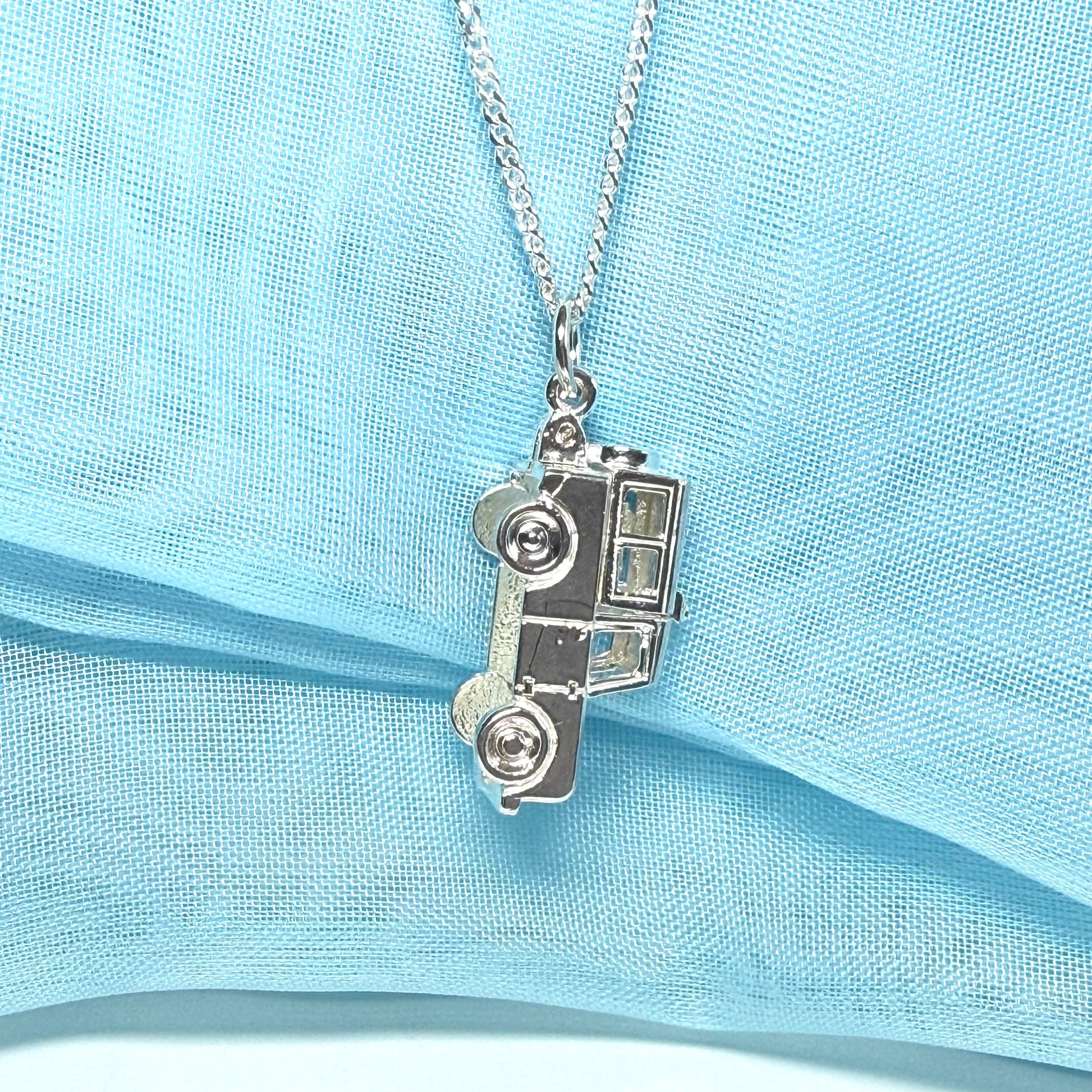 Men’s necklace Land Rover solid sterling silver with chain