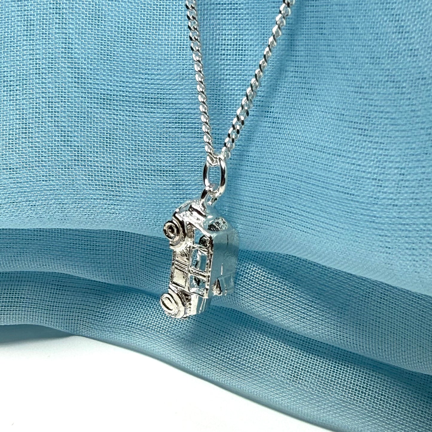 Men’s necklace London Taxi solid sterling silver including chain