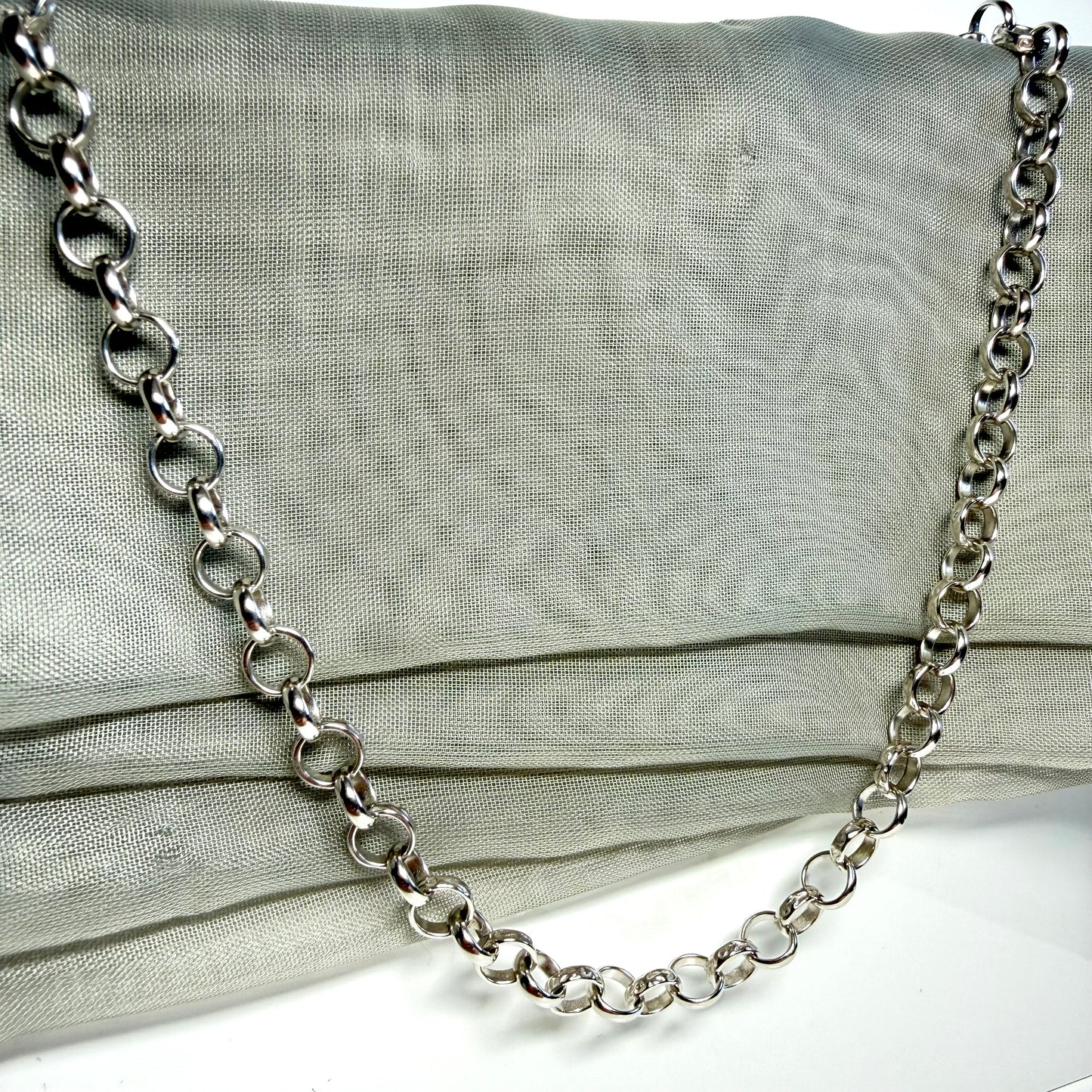 Men's solid sterling silver patterned round shaped belcher chain necklace