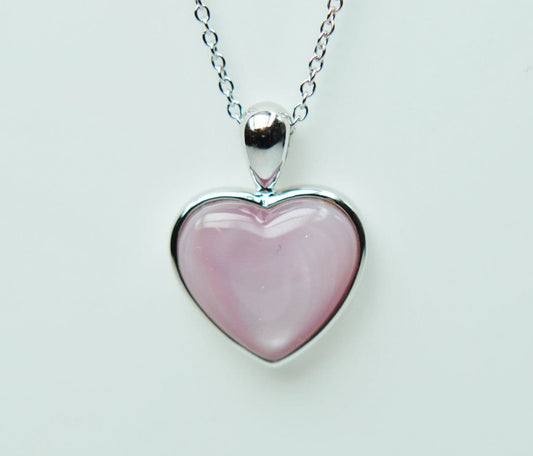 Mother Of Pearl pink heart shaped necklace pendant