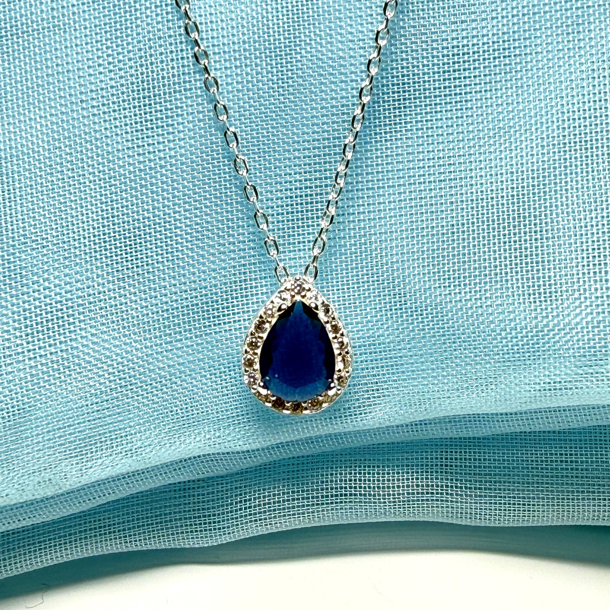 Necklace bright blue and white cubic zirconia teardrop cluster dress pear shaped cocktail pendant
