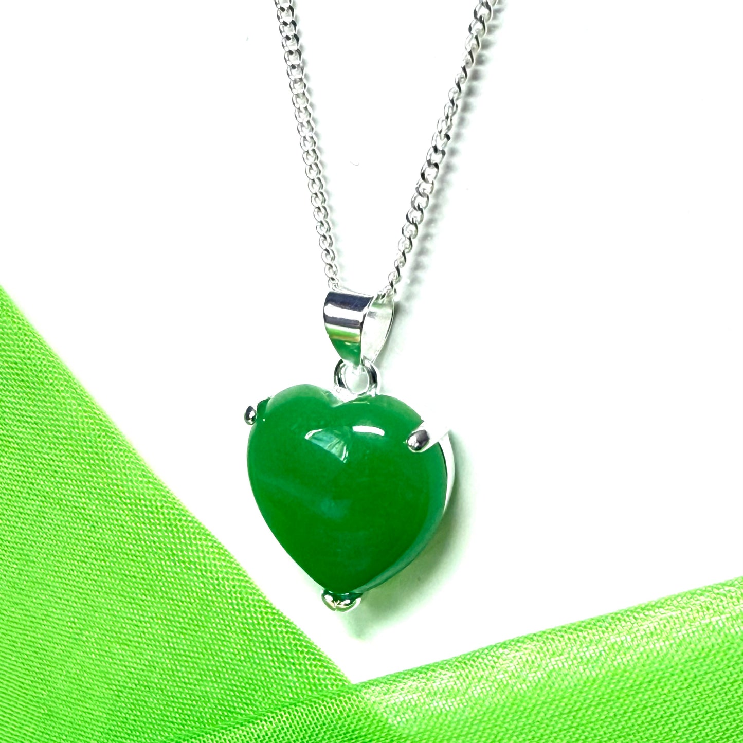 Necklace heart shape sterling silver heart real green jade stone, an outstanding and timeless designed pendant with chain