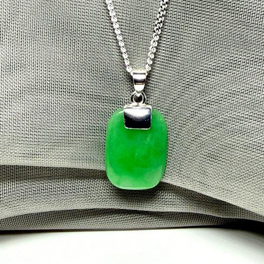 Necklace pendant having real green jade sterling silver cushion shape, stunning