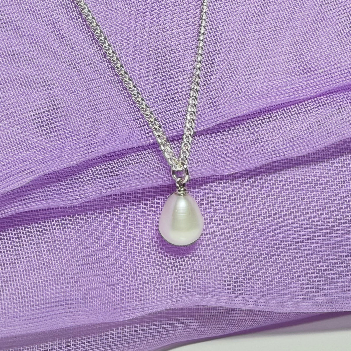 Necklace real freshwater cultured pearl dropped pendant with chain