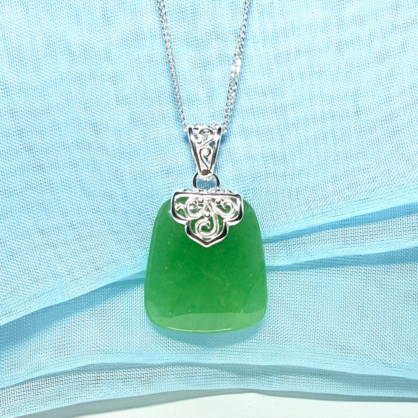 Necklace with a real green jade stone, large necklace cushion shaped, a truly gorgeous designed pendant