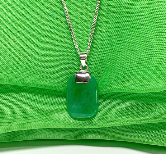 Green jade cushion shaped silver necklace pendant