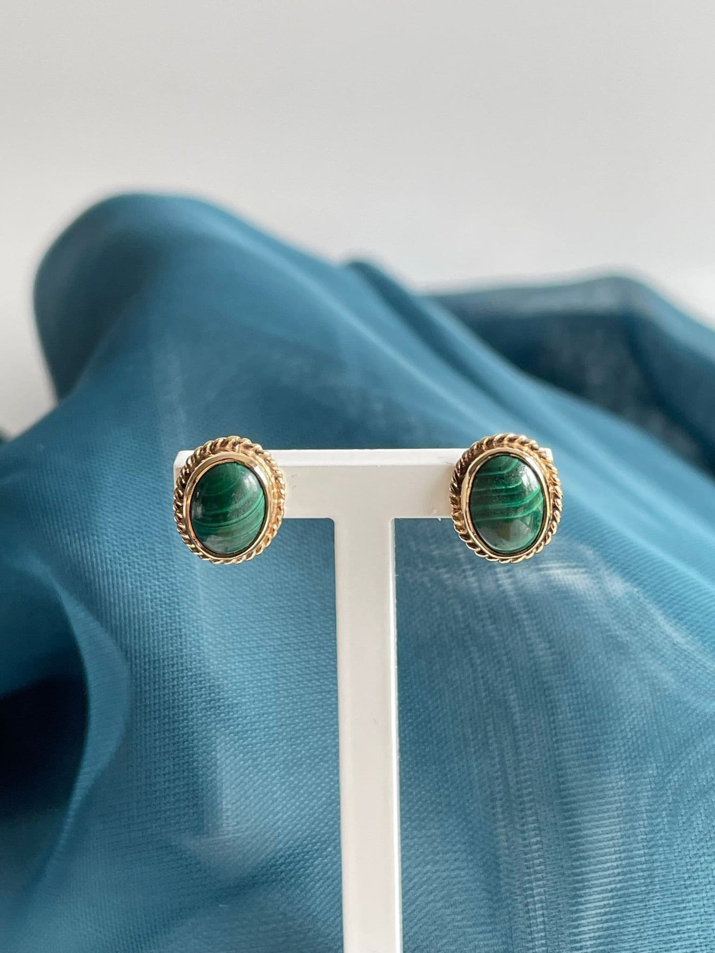 Oval Green Malachite Yellow Gold Earrings