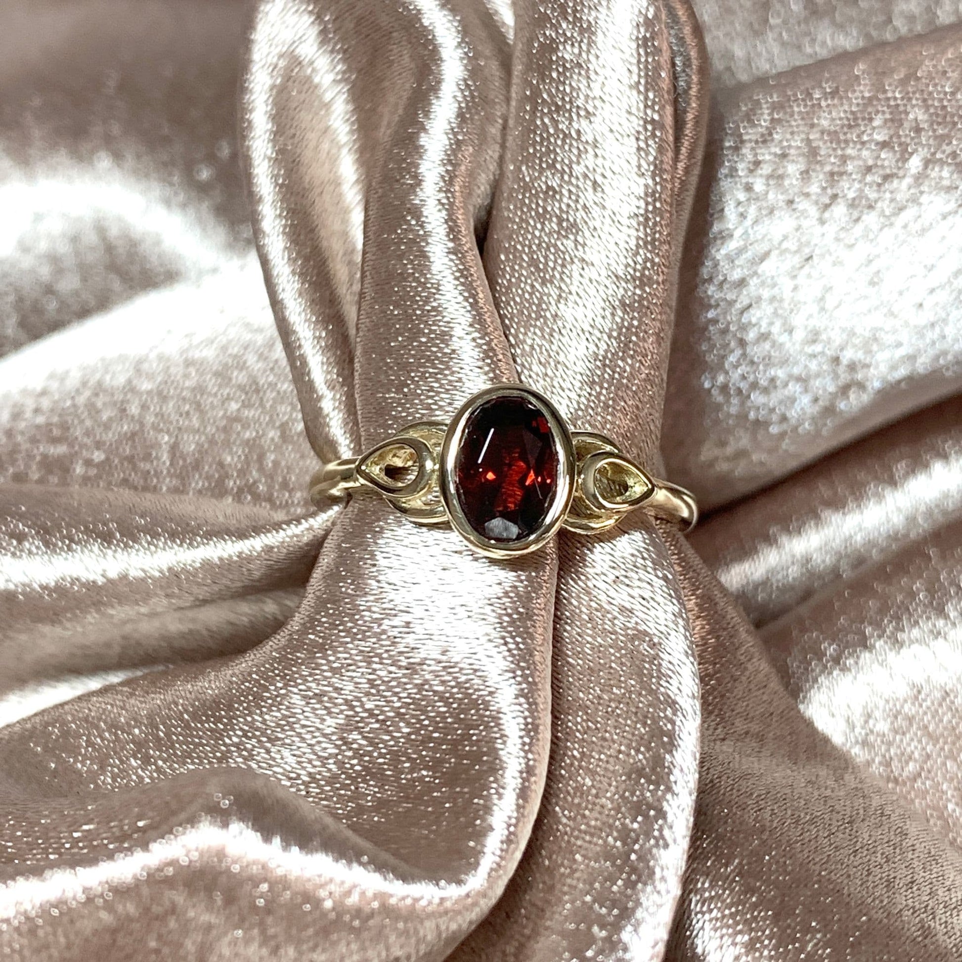 Garnet ring oval red brown garnet yellow gold Celtic