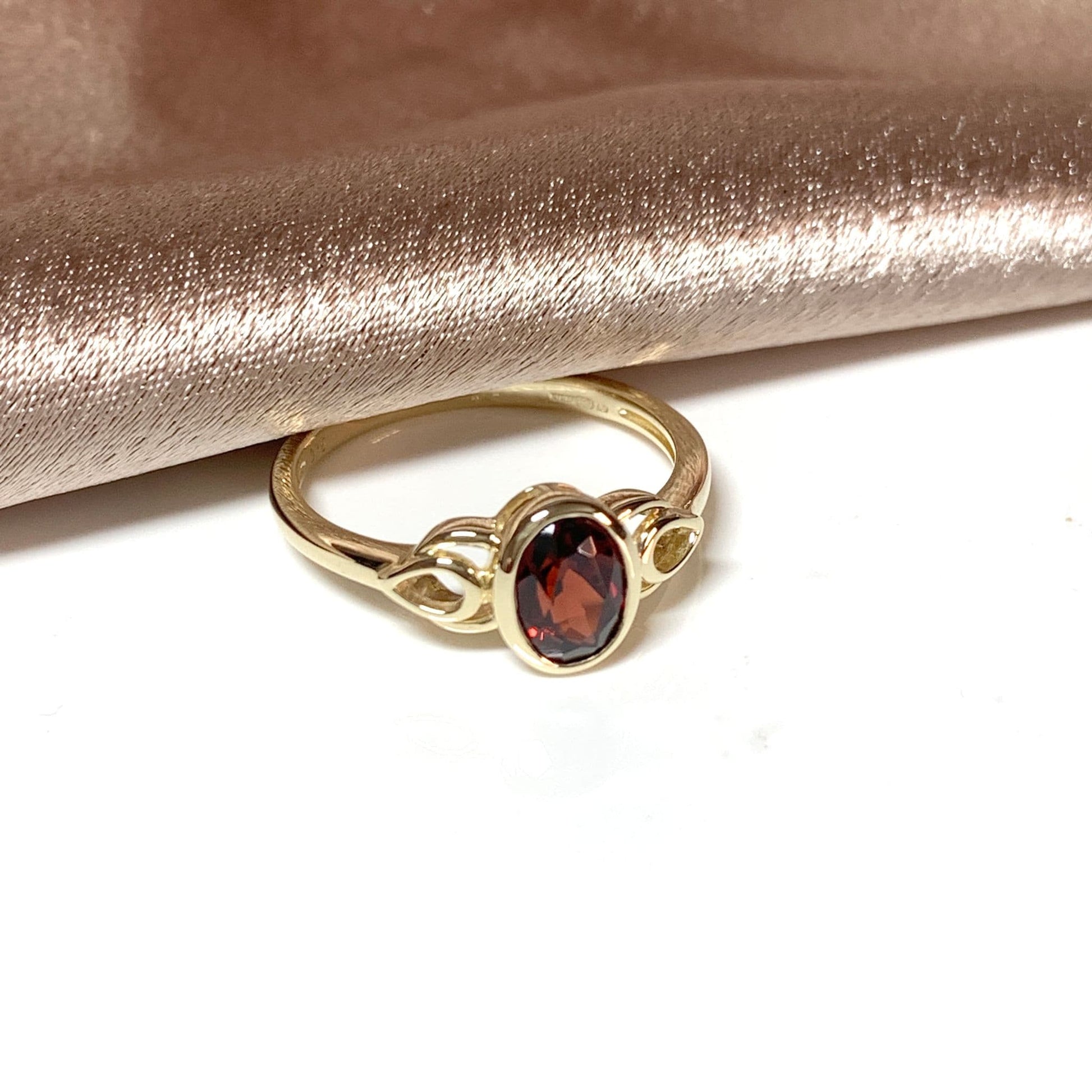 Garnet ring oval red brown garnet yellow gold Celtic