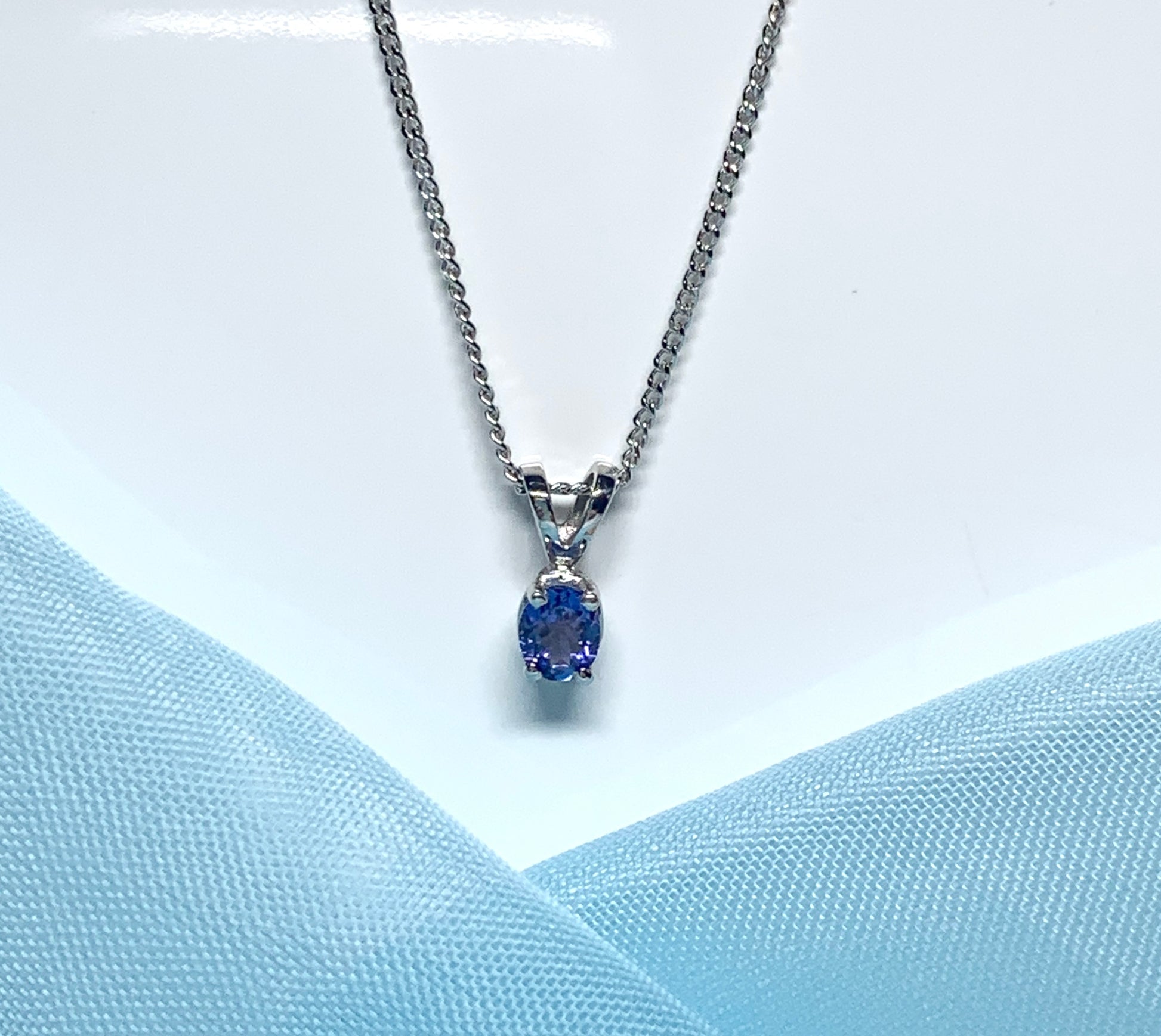 Oval Tanzanite White Gold Necklace