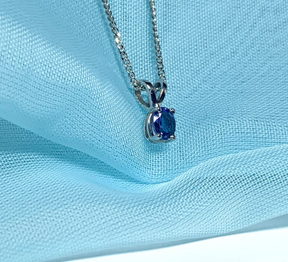 Oval Tanzanite White Gold Necklace