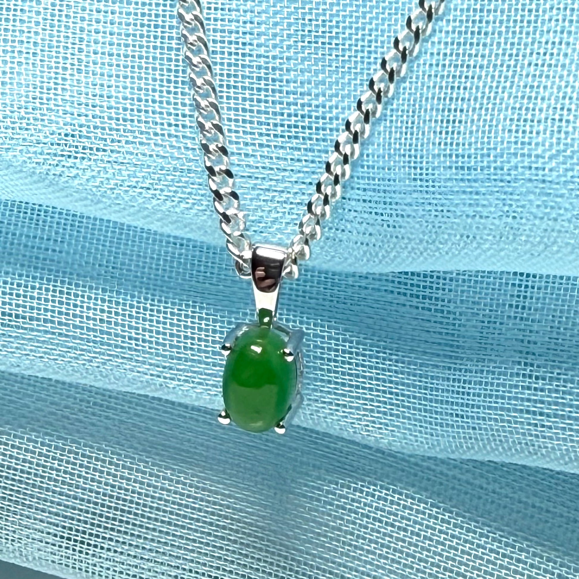 Oval shaped real green jade necklace white gold including chain