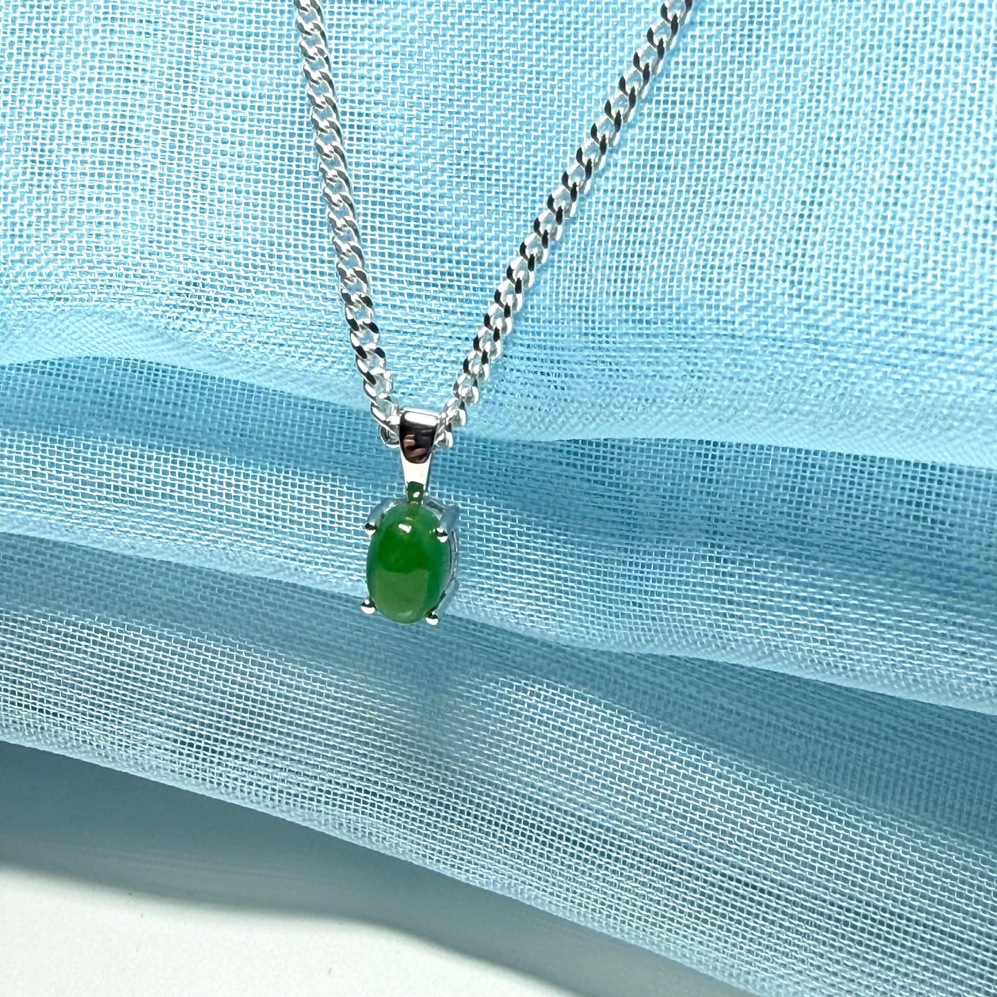 Oval shaped real green jade necklace white gold including chain