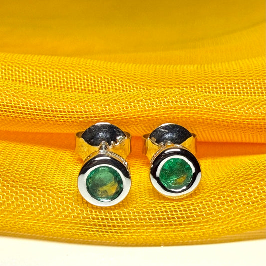 Real Green Emerald Stud Earrings 9ct White Gold – Round Cut 4.5mm | May Birthstone Gift