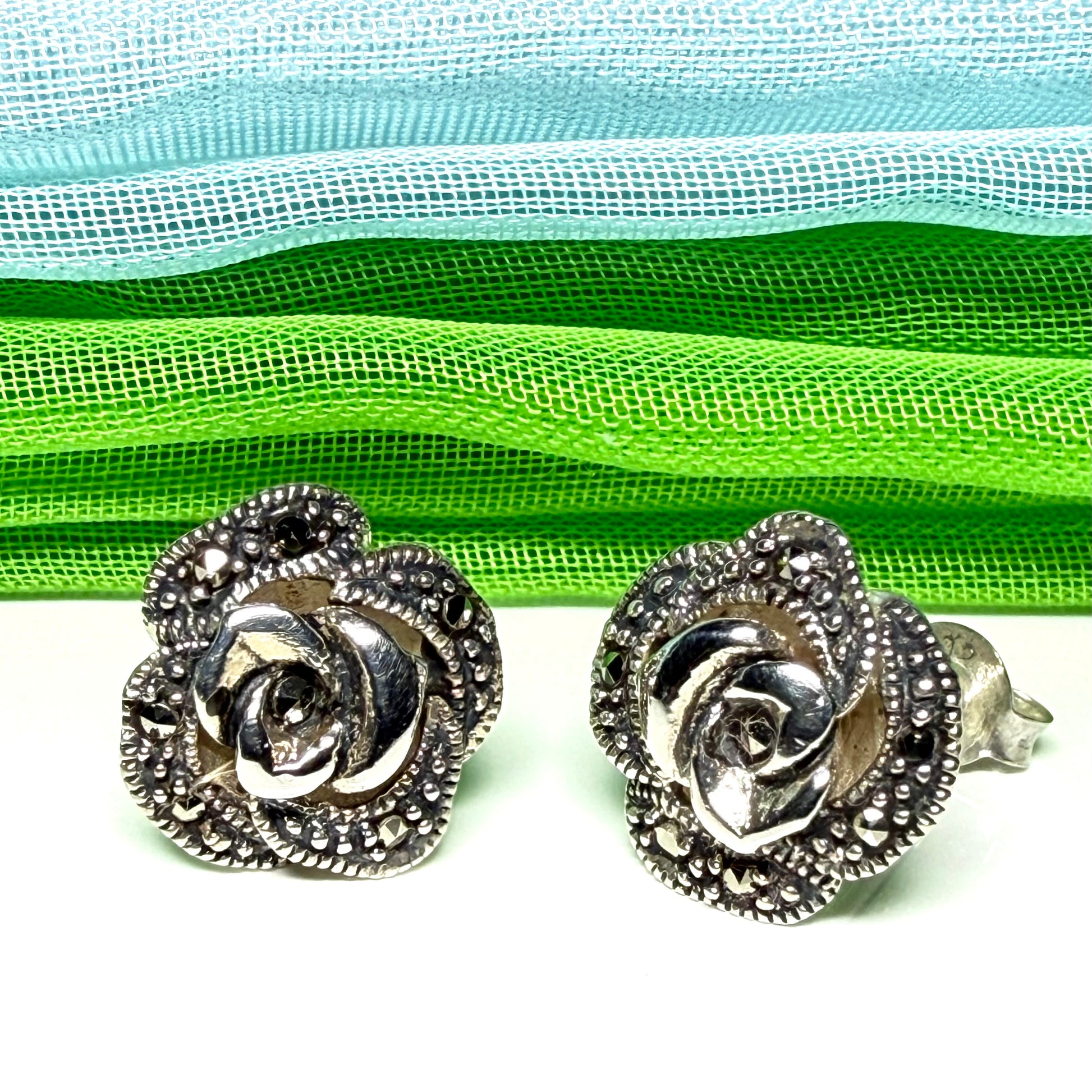 Real marcasite round flower stud earrings sterling silver