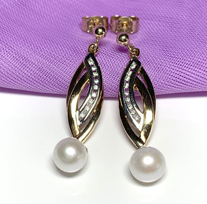 Pearl and cubic zirconia necklace freshwater cultured two tone gold drop earrings