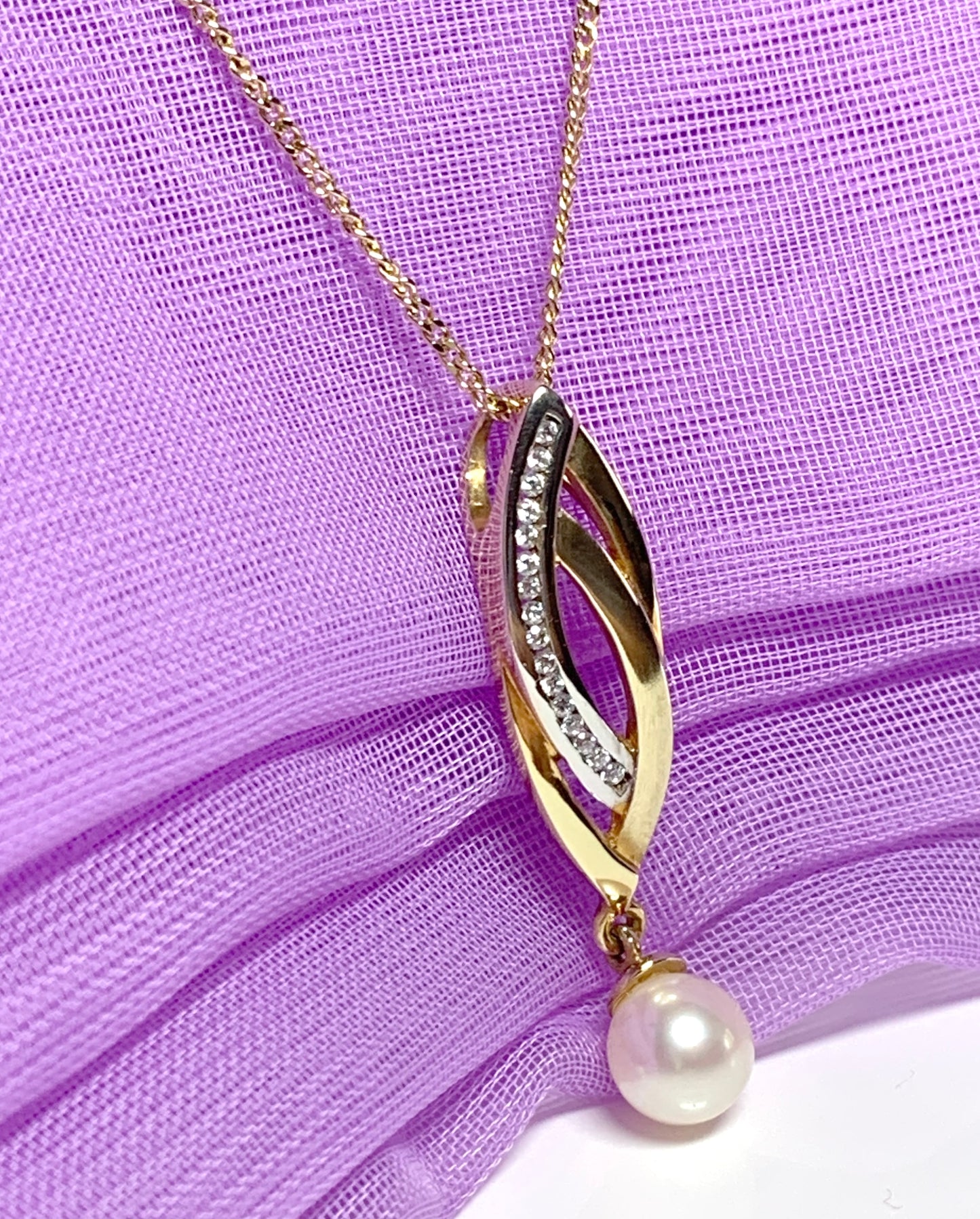 Pearl and cubic zirconia necklace freshwater cultured two tone gold pendant