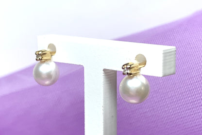 Pearl and diamond stud earrings yellow gold