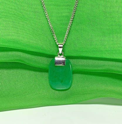 Pendant necklace having a real green jade sterling silver cushion shape