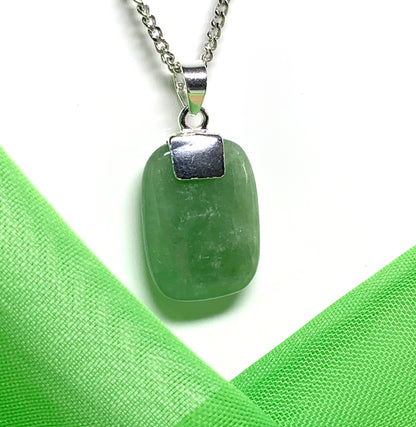 Real green jade necklace cushion shaped silver