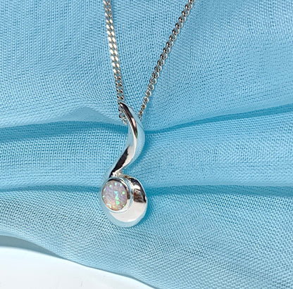 Pendant sterling silver swirl designed round opal necklace