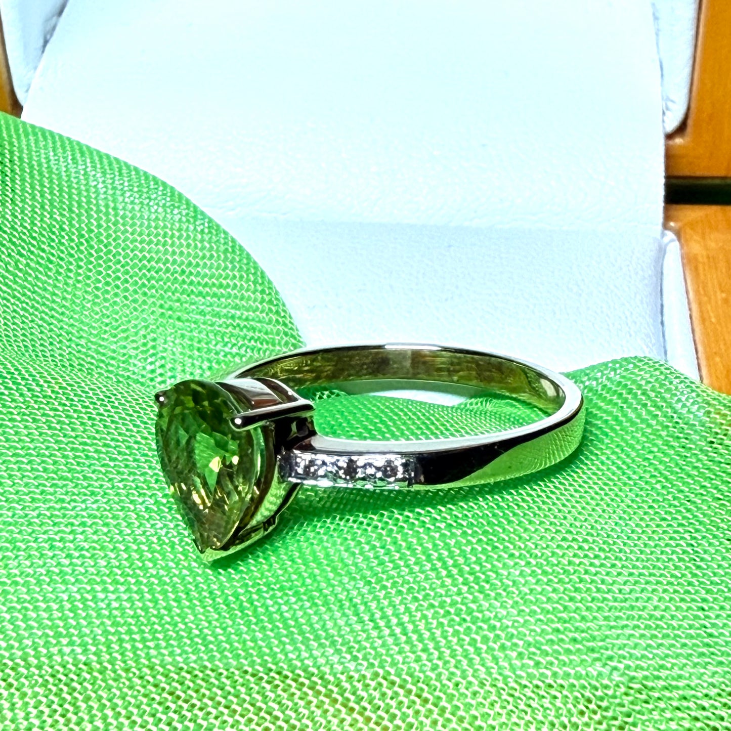 Peridot Yellow Gold Pear Shaped Ring