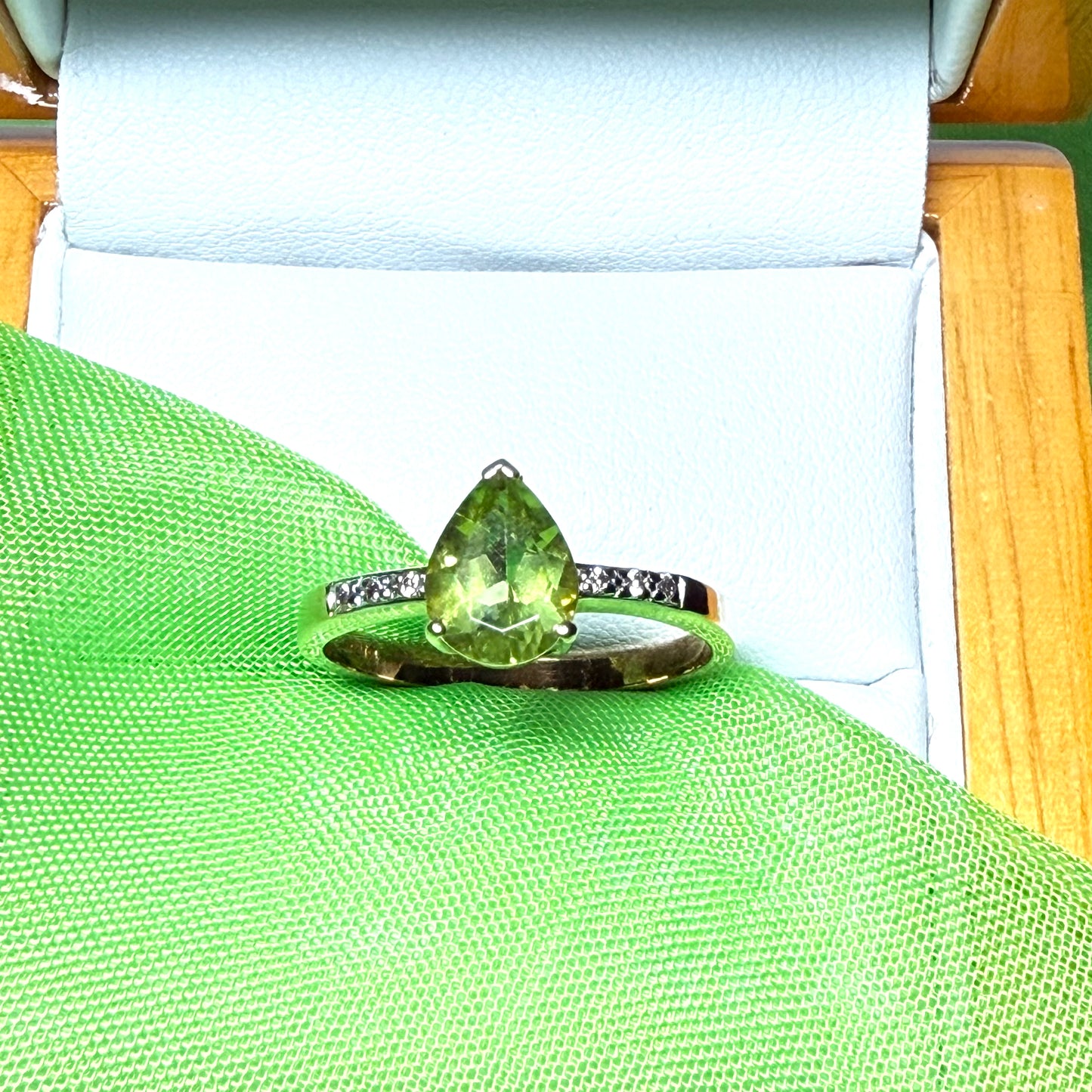 Peridot Yellow Gold Pear Shaped Ring