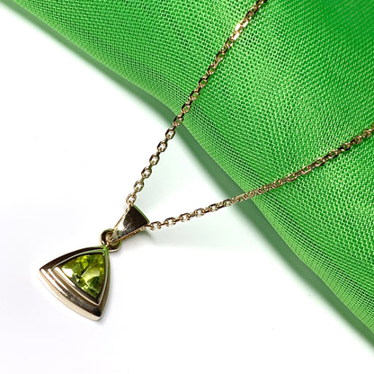 Peridot gold trillion cut necklace