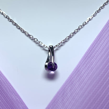 Purple amethyst white gold necklace