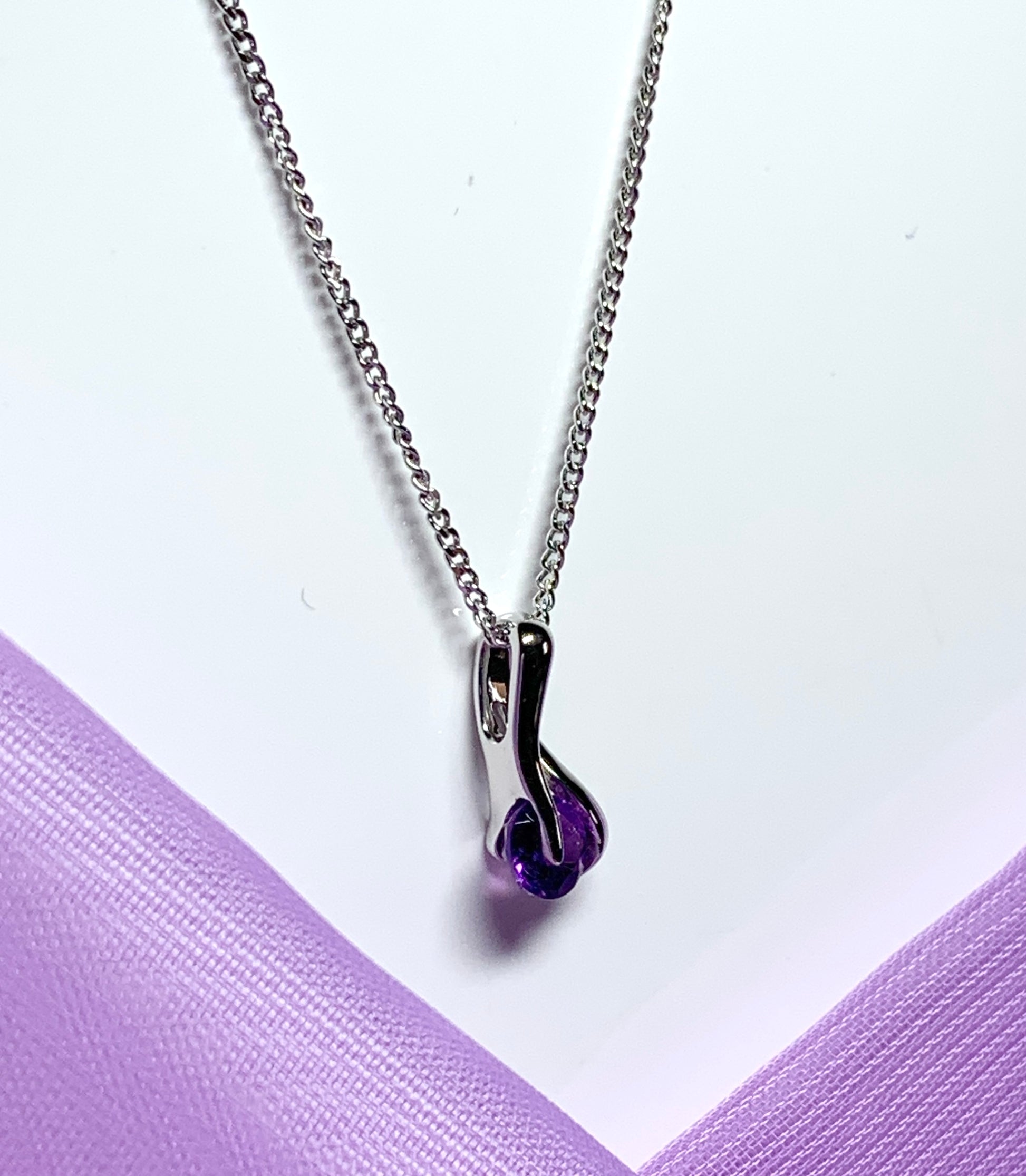 Real purple amethyst white gold necklace